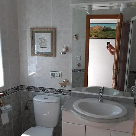 Casamampodre Holiday home *