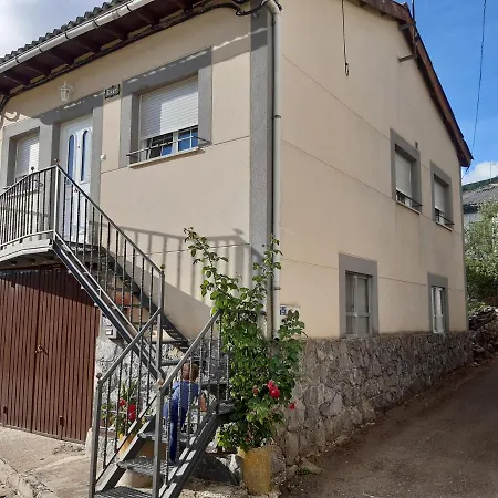 Casamampodre Holiday home *